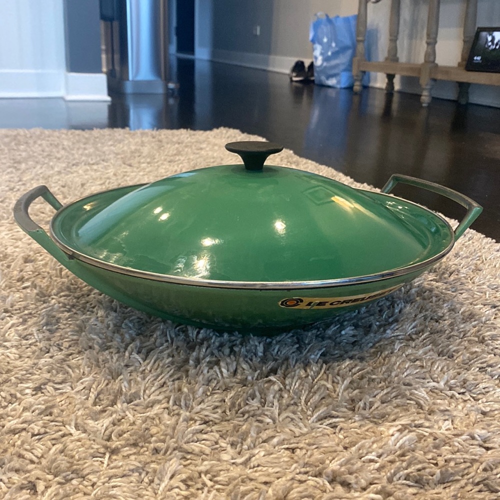 Le Creuset enameled cast iron Wok with top